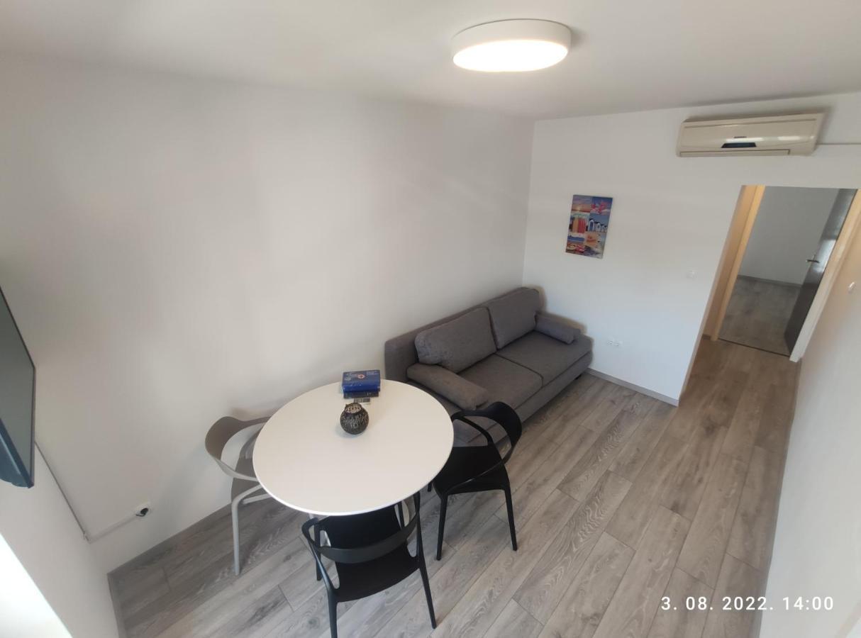 Aqua Apartments Omiš Eksteriør bilde