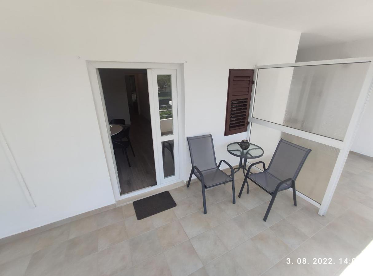 Aqua Apartments Omiš Eksteriør bilde