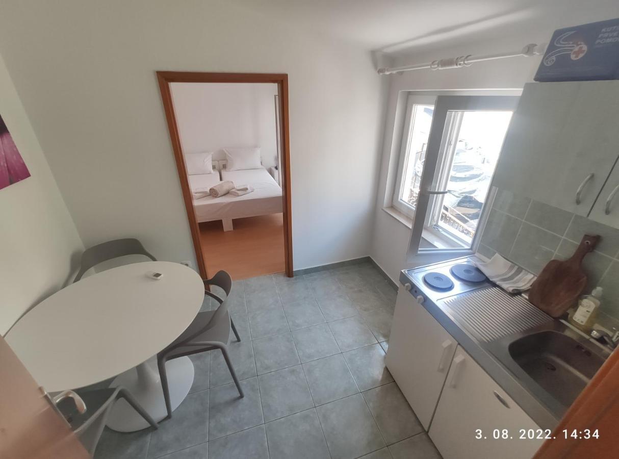 Aqua Apartments Omiš Eksteriør bilde