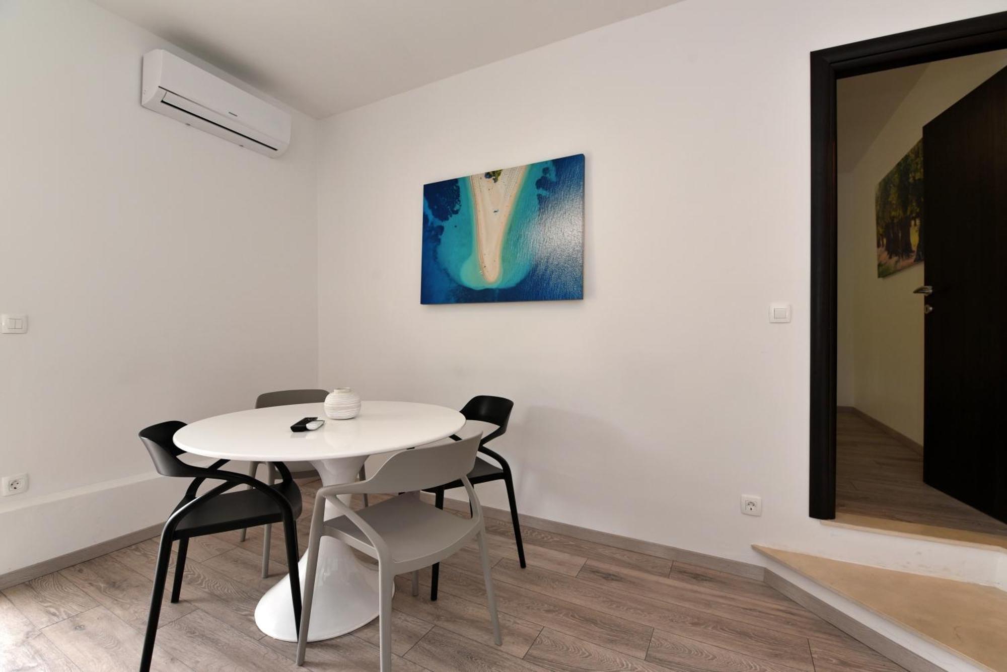 Aqua Apartments Omiš Eksteriør bilde